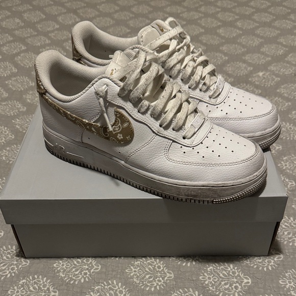 Air Force 1 Low Paisley Barley - Picture 1 of 7